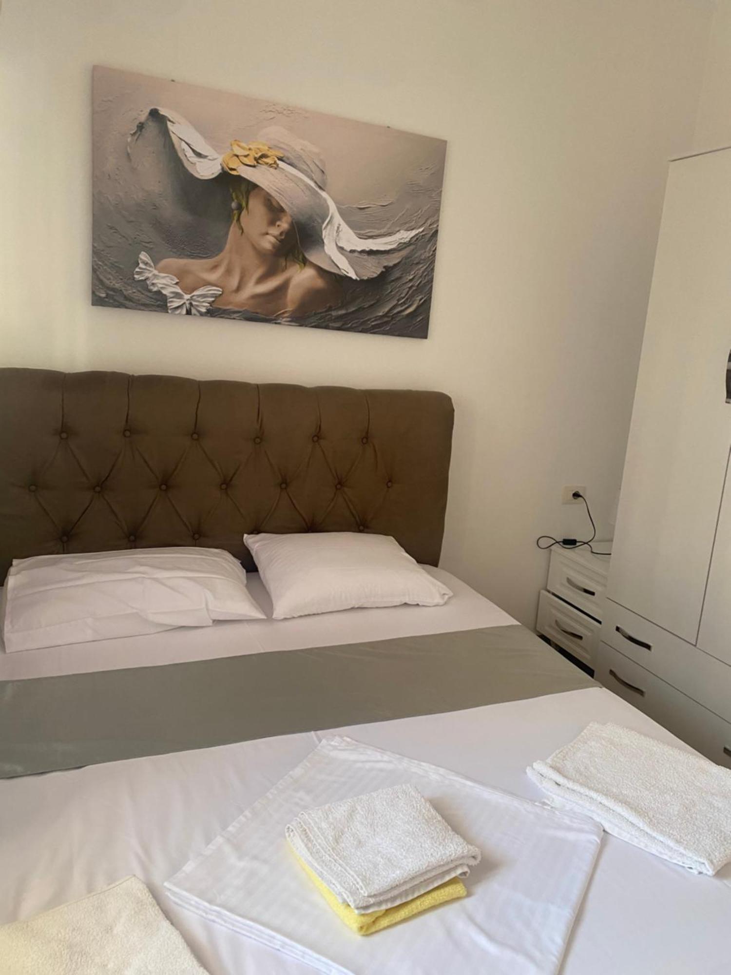 Bellas Apartment 2 Sarandë Eksteriør billede